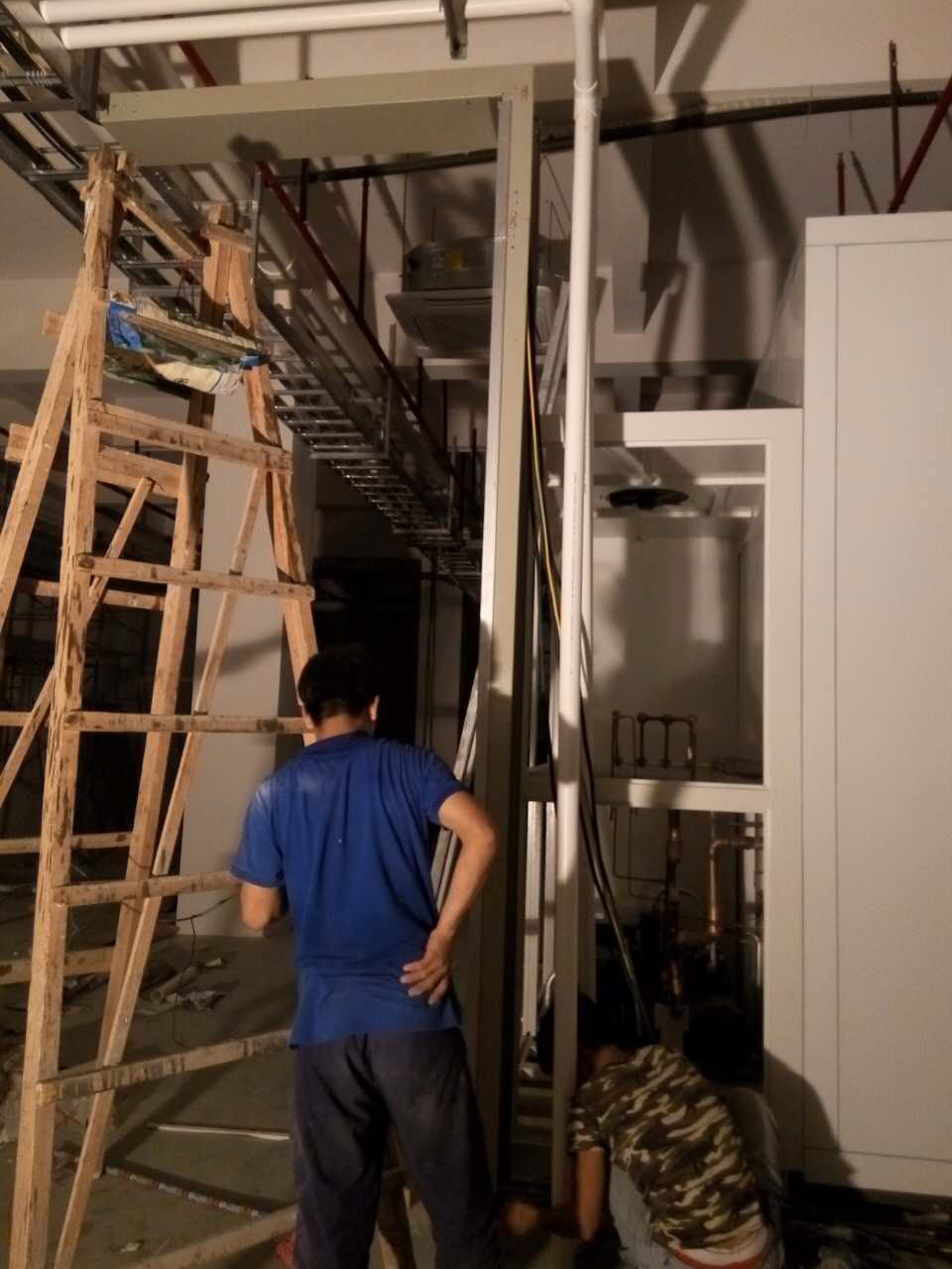 松山湖華為電纜橋架進場(圖5) 華為橋架安裝圖四